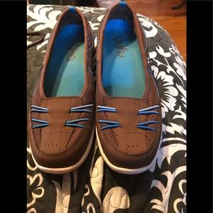 Like new Ryka slip ons Size 10
